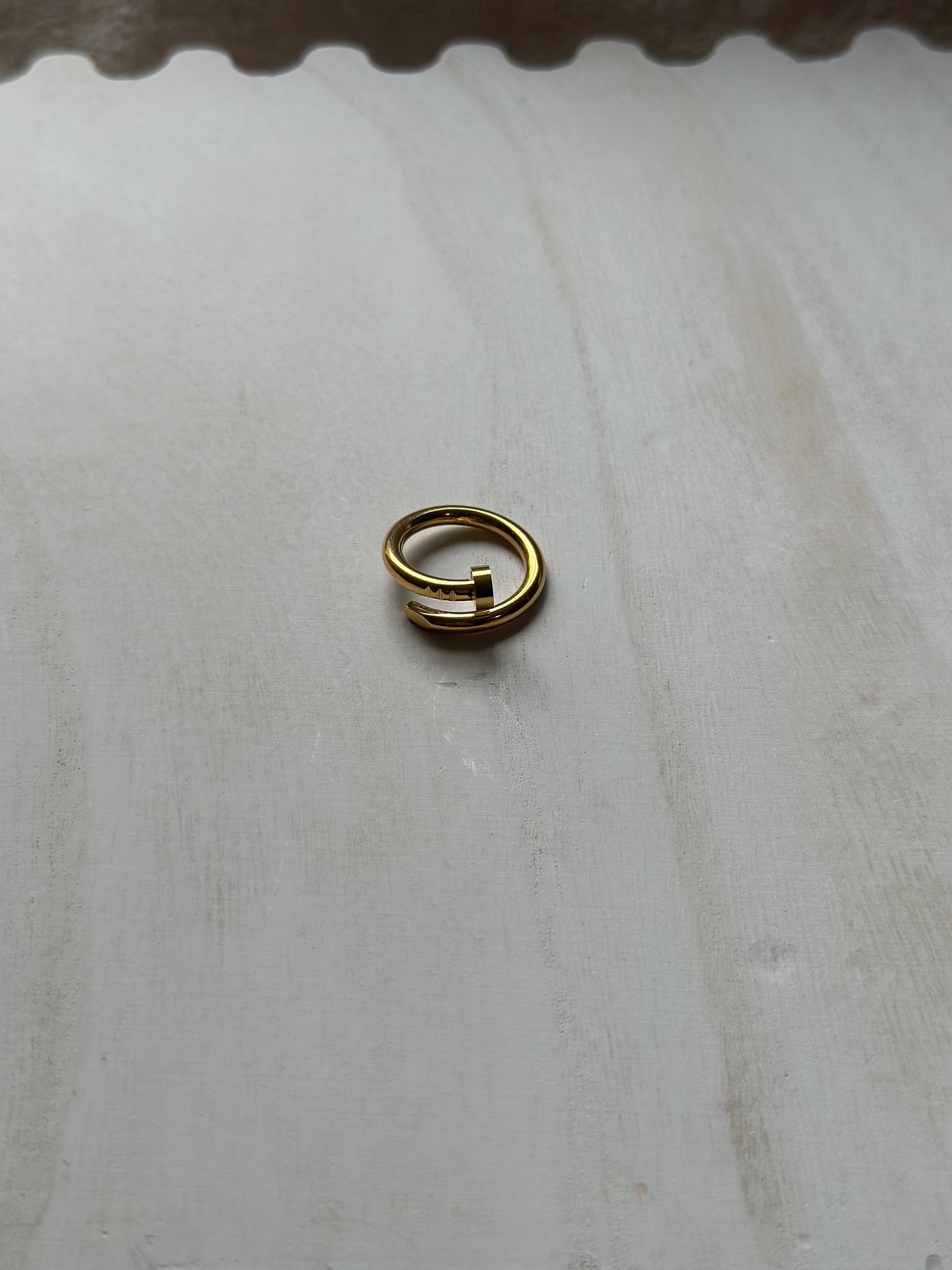 Nail Ring